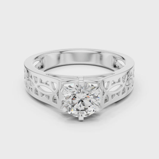 Solitaire with filigree metalwork